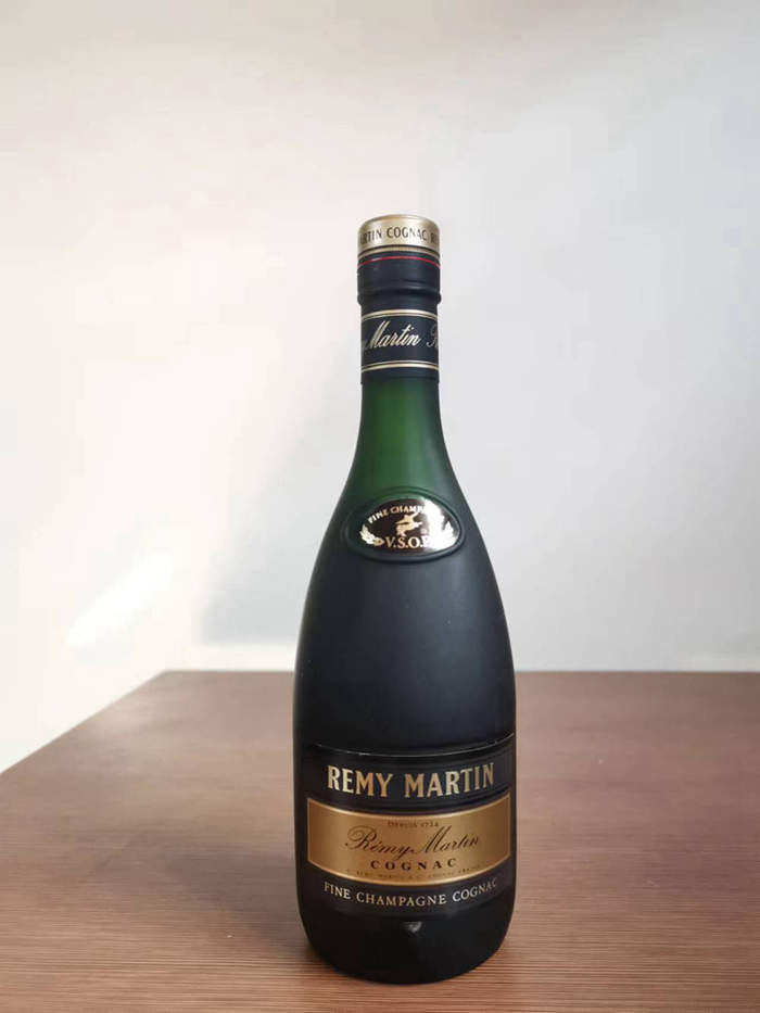 〓好事自然来〓90年代 法国 黑章 人头马VSOP 磨砂青瓶 干邑白兰地